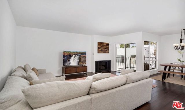 5845 Doverwood Drive 302, Culver City, CA 90230