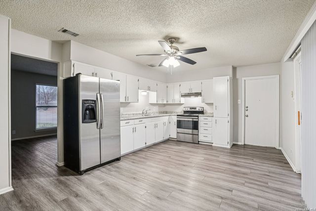 318 Balboa Drive, Universal City, TX 78148