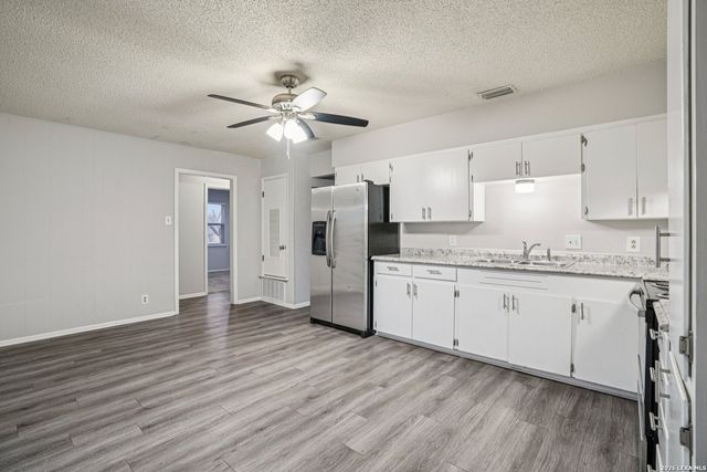 318 Balboa Drive, Universal City, TX 78148