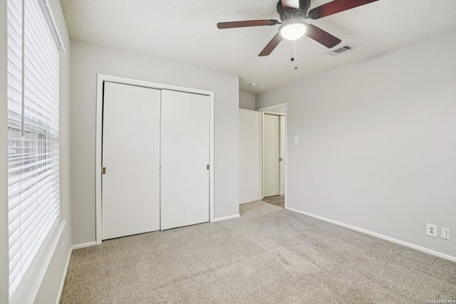 318 Balboa Drive, Universal City, TX 78148