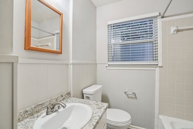 318 Balboa Drive, Universal City, TX 78148