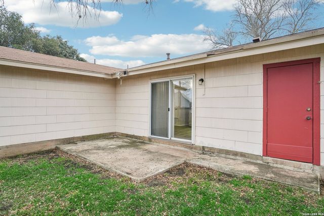 318 Balboa Drive, Universal City, TX 78148