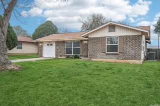 318 Balboa Drive, Universal City, TX 78148