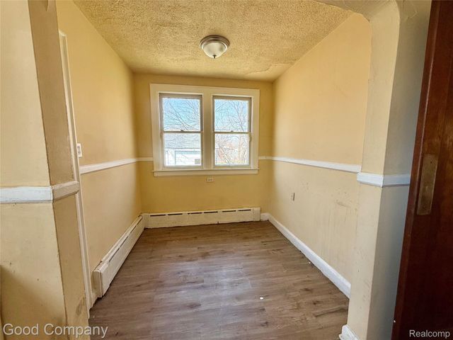 12761 Corbett Street Se, Detroit, MI 48213