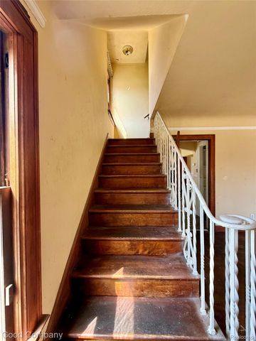 12761 Corbett Street Se, Detroit, MI 48213