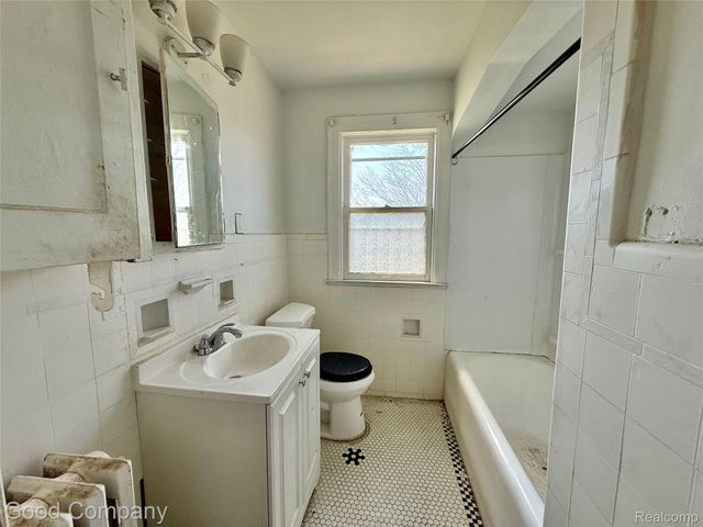 12761 Corbett Street Se, Detroit, MI 48213