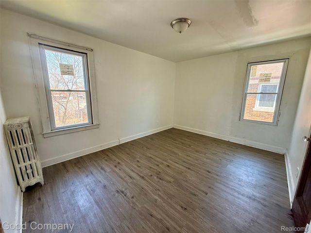 12761 Corbett Street Se, Detroit, MI 48213