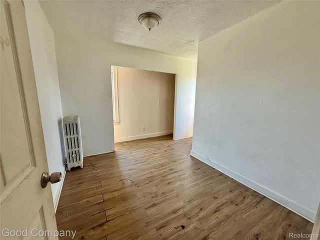 12761 Corbett Street Se, Detroit, MI 48213