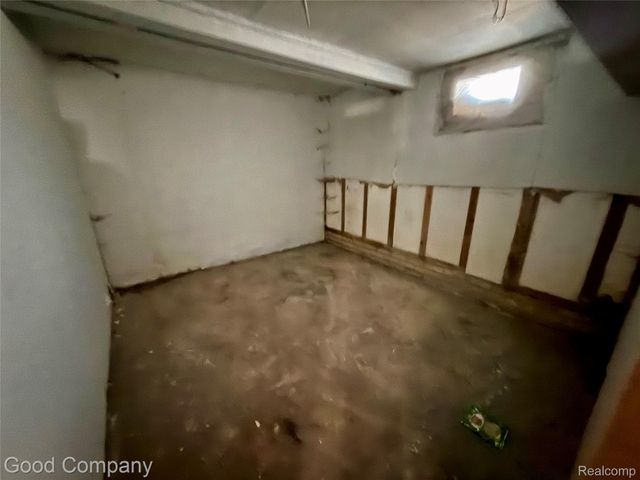 12761 Corbett Street Se, Detroit, MI 48213