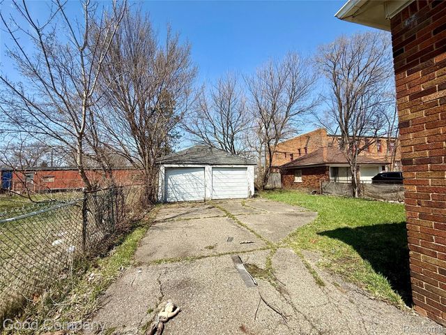 12761 Corbett Street Se, Detroit, MI 48213