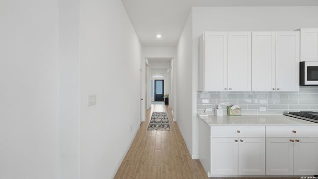 5931 Corsicana, Seguin, TX 78155