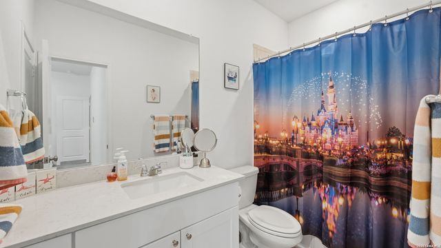 5931 Corsicana, Seguin, TX 78155