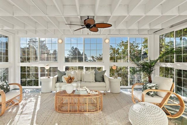 6121 6121 Chelton Drive, Oakland, CA 94611