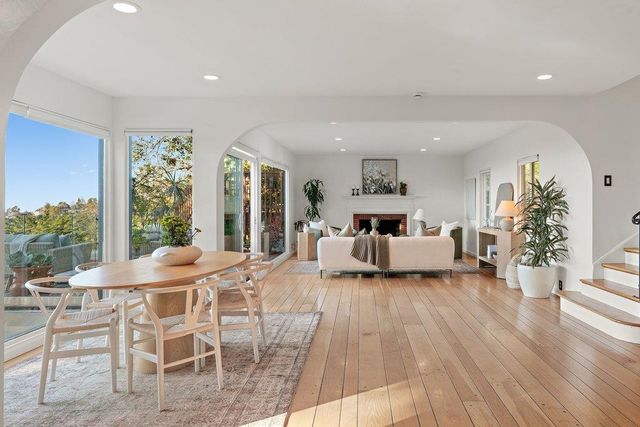 6121 6121 Chelton Drive, Oakland, CA 94611