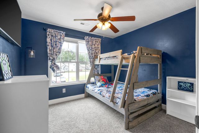 451 N Magnolia Dr, Clarksville, TN 37042
