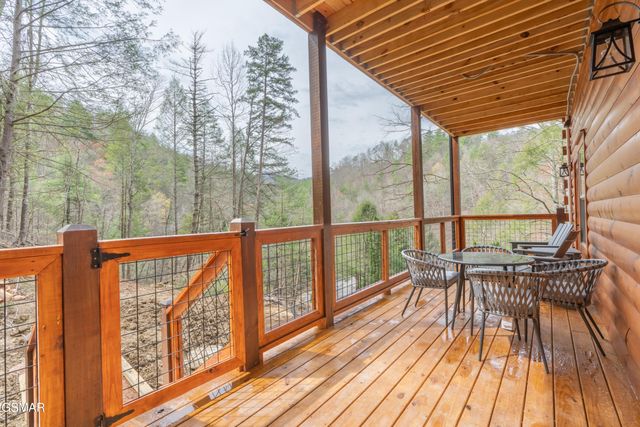 2382 Headrick Lead, Sevierville, TN 37862