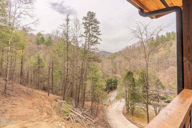 2382 Headrick Lead, Sevierville, TN 37862