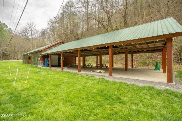 2382 Headrick Lead, Sevierville, TN 37862