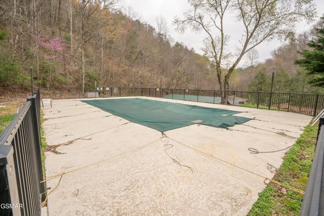 2382 Headrick Lead, Sevierville, TN 37862