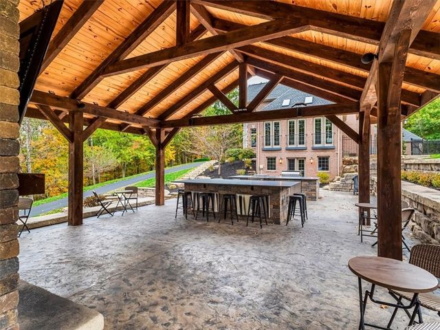 401 Blackstone Ln, Adams Twp, PA 16046