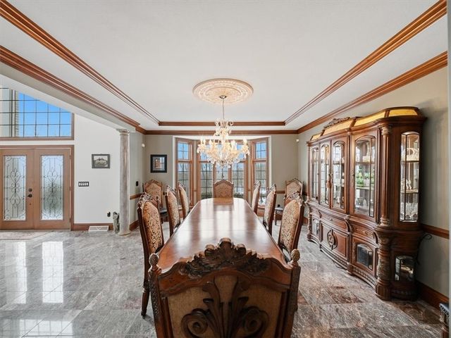 401 Blackstone Ln, Adams Twp, PA 16046