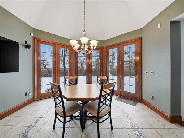 401 Blackstone Ln, Adams Twp, PA 16046