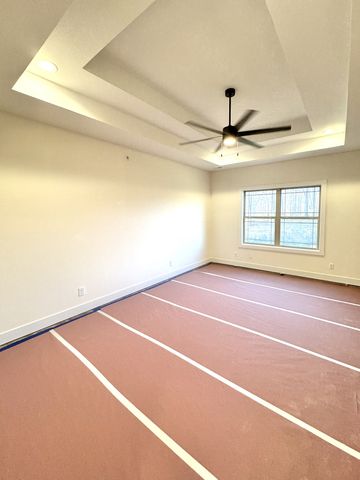 390 Young Ln, Pleasant View, TN 37146