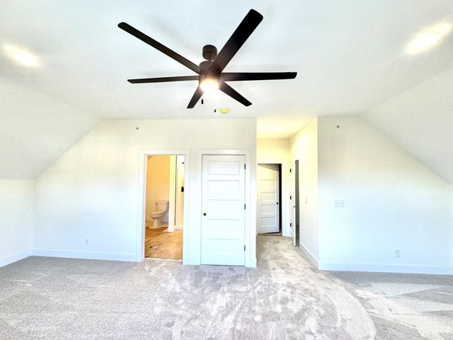 390 Young Ln, Pleasant View, TN 37146