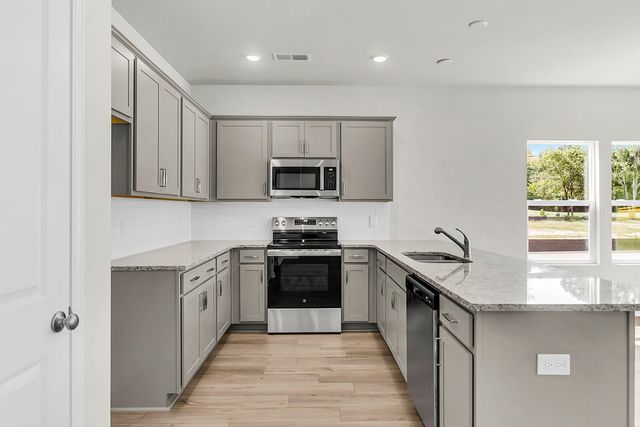 1001 Par Three Court, Manning, SC 29102