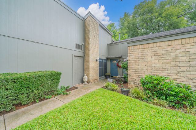 1806 Eastwood Court, Grand Prairie, TX 75050