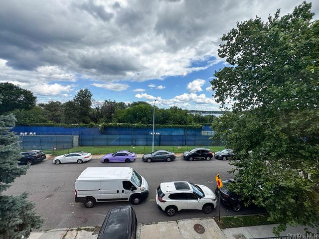 15-80 Waters Edge Drive 2, Bayside, NY 11360