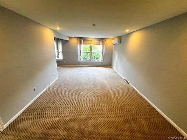 15-80 Waters Edge Drive 2, Bayside, NY 11360
