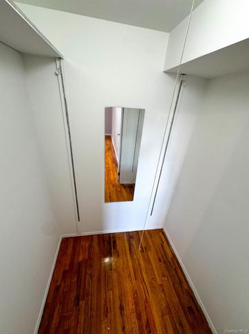 15-80 Waters Edge Drive 2, Bayside, NY 11360
