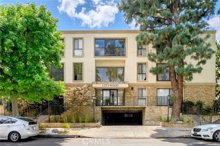 15344 Weddington Street 202, Van Nuys (los Angeles), CA 91411