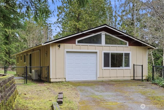 9010 Wyvern Drive SE, Port Orchard, WA 98367