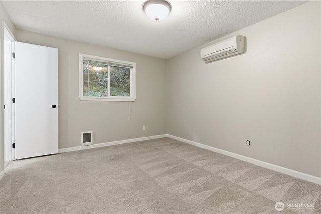 9010 Wyvern Drive SE, Port Orchard, WA 98367