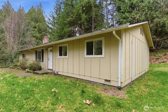 9010 Wyvern Drive SE, Port Orchard, WA 98367