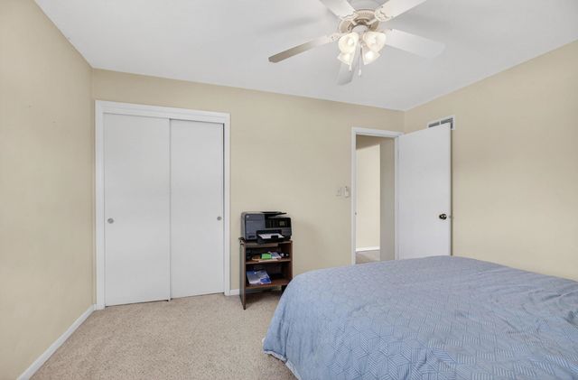 2665 W 35th Street, Davenport, IA 52806