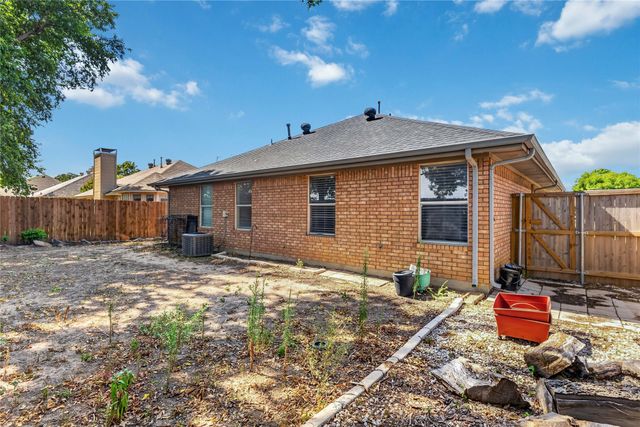 812 Brittany Drive, Denton, TX 76209