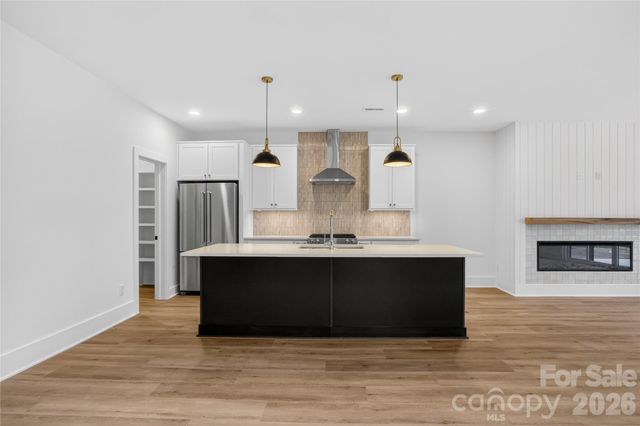 1315 CONDON Street, Charlotte, NC 28216