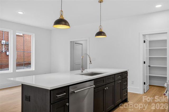 1315 CONDON Street, Charlotte, NC 28216