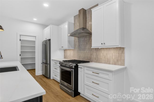 1315 CONDON Street, Charlotte, NC 28216