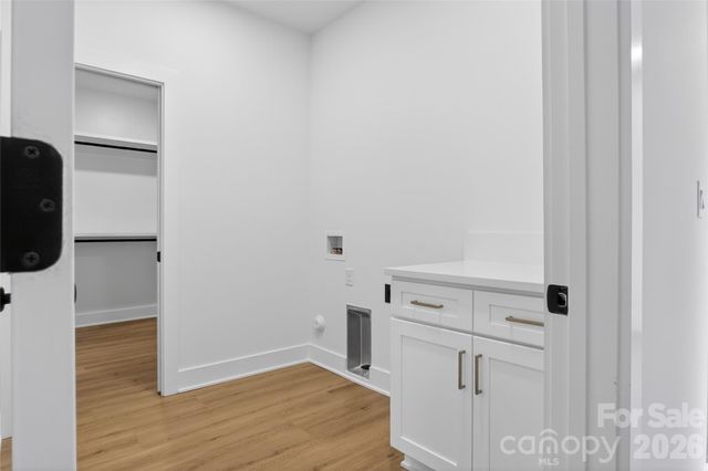 1315 CONDON Street, Charlotte, NC 28216