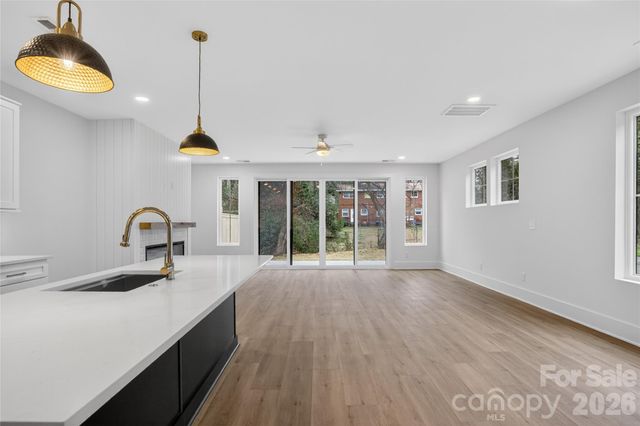 1315 CONDON Street, Charlotte, NC 28216