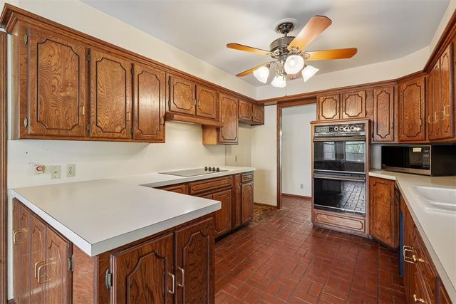 711 Willment Place, Edmond, OK 73034
