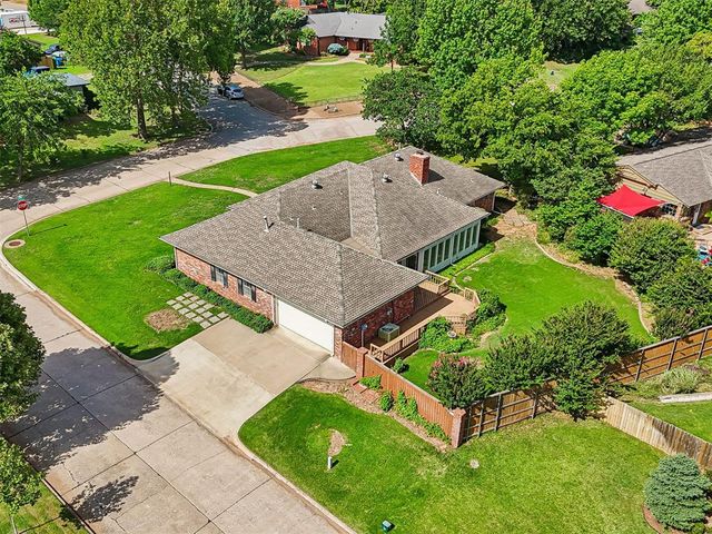 711 Willment Place, Edmond, OK 73034
