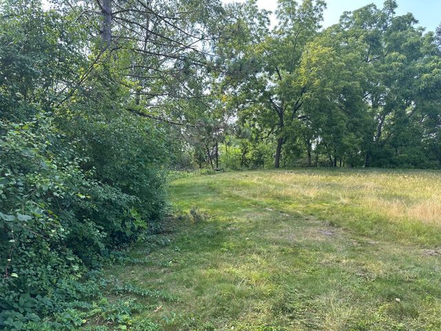 1955 Glenhill Road, Mendota Heights, MN 55118