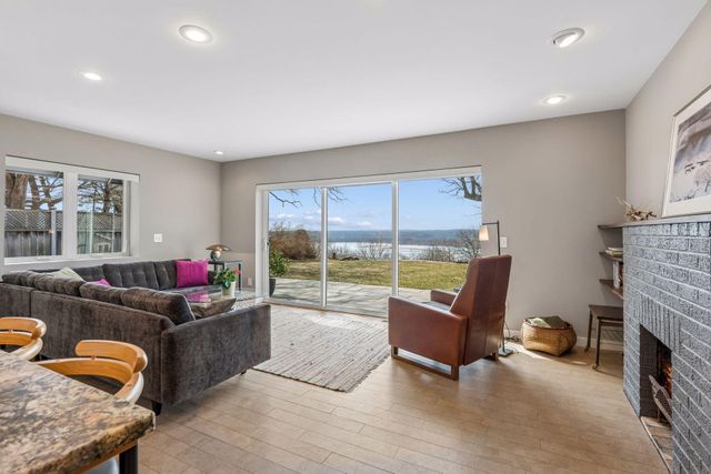 525 Burlington Road, Saint Paul, MN 55119