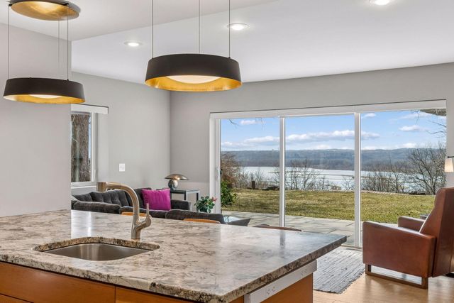 525 Burlington Road, Saint Paul, MN 55119