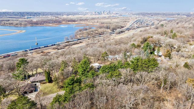 525 Burlington Road, Saint Paul, MN 55119